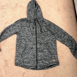 Mens knit sweater. Tentree